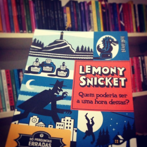 quem-poderia-ser-a-uma-hora-dessas